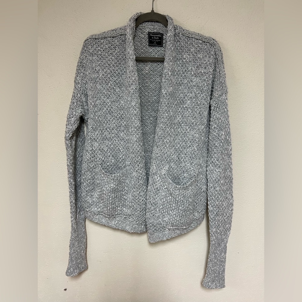 Abercrombie and Fitch gray knitted cropped cardigan